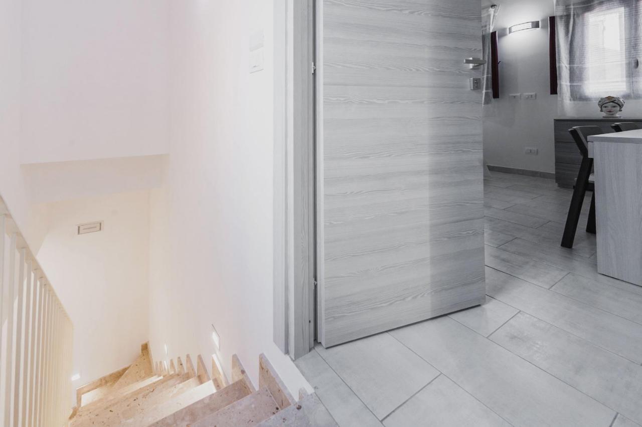 Ferienwohnung Modern Duplex With Balcony By Wonderful Italy CTA Exterior foto